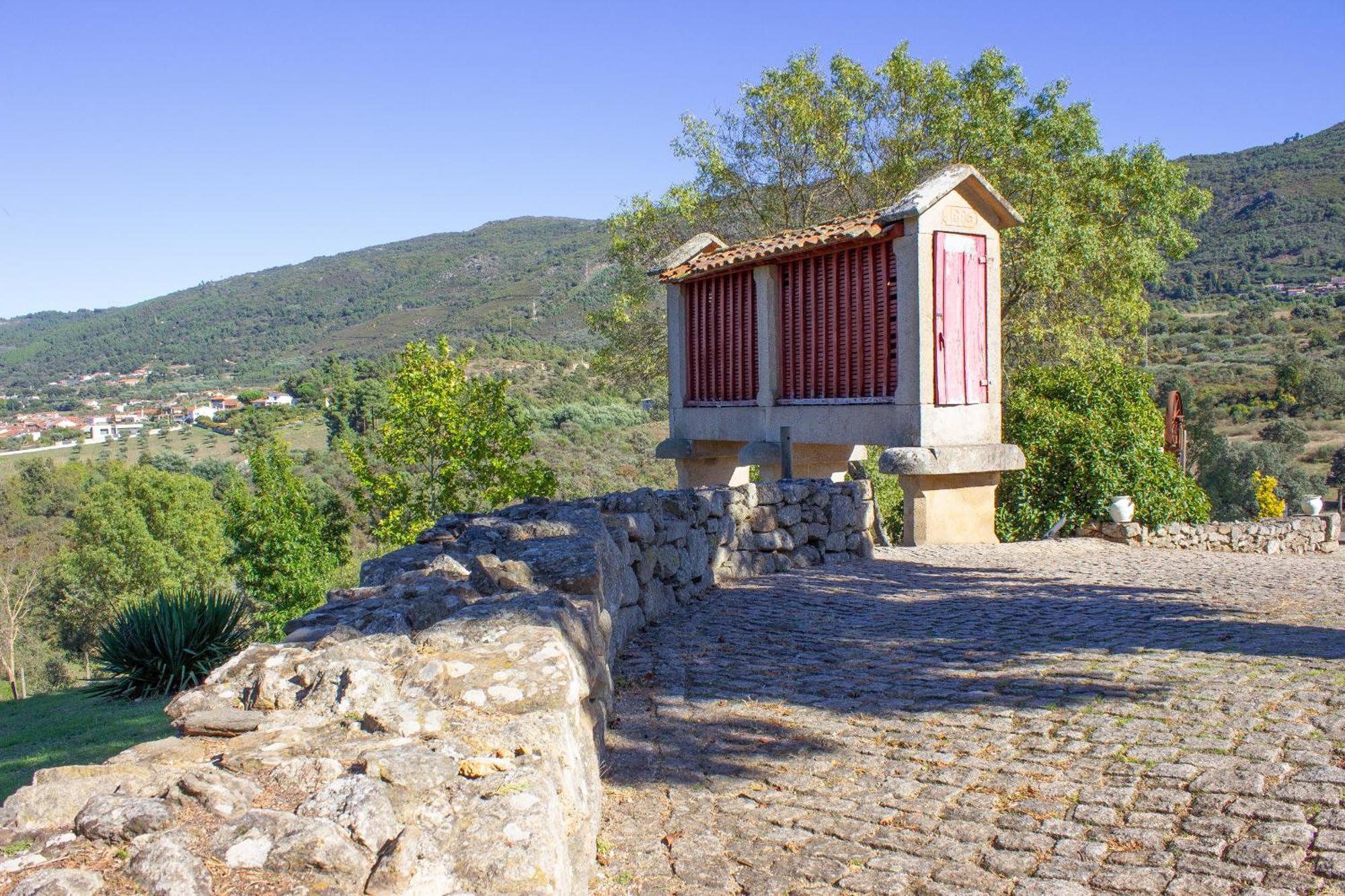 Hotel Rural Casa De Samaioes Chaves Eksteriør bilde